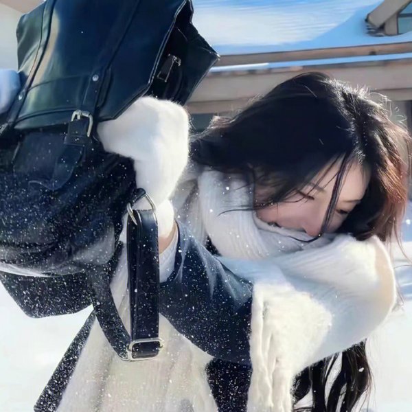 女恶魔人